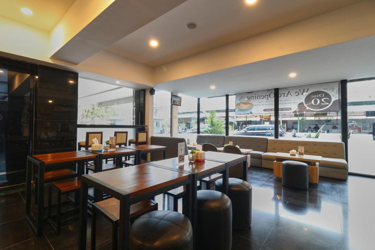 Coins Hotel Jakarta Eksteriør bilde